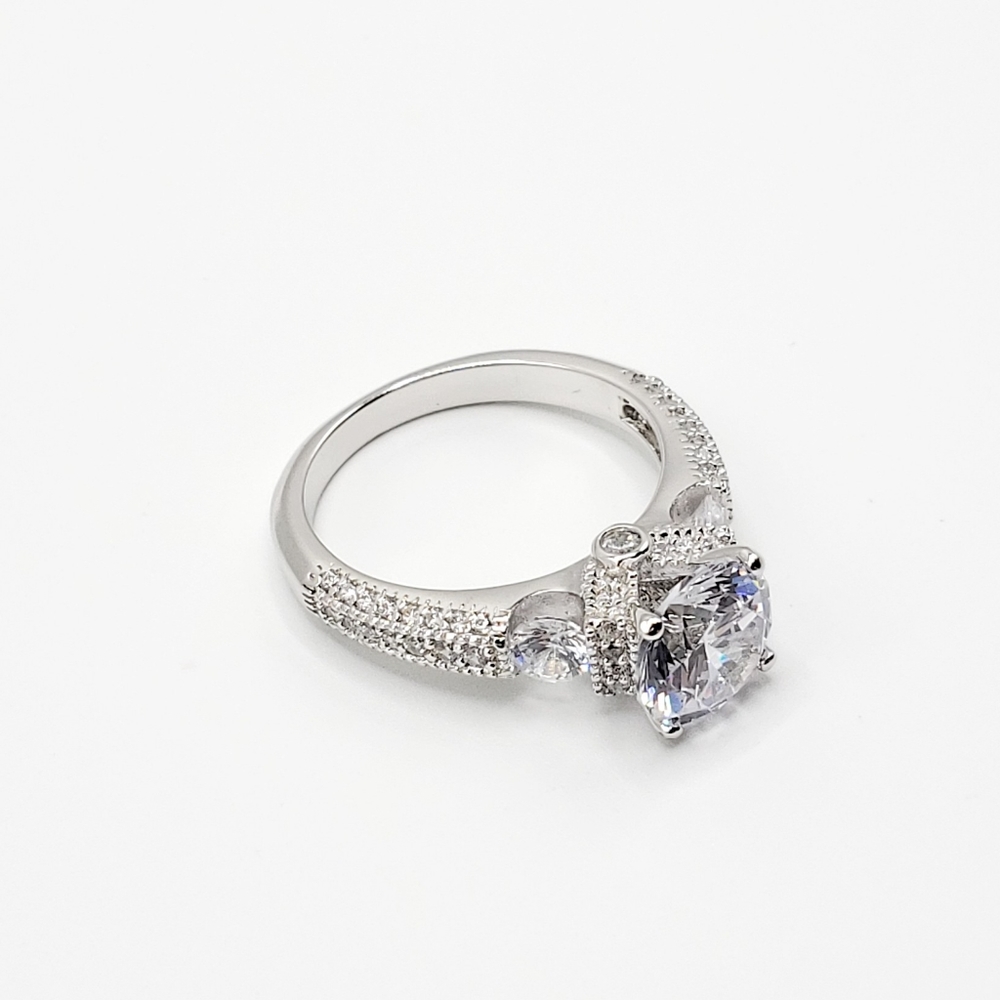 Pristine Round Cut Solitaire Ring - image 3